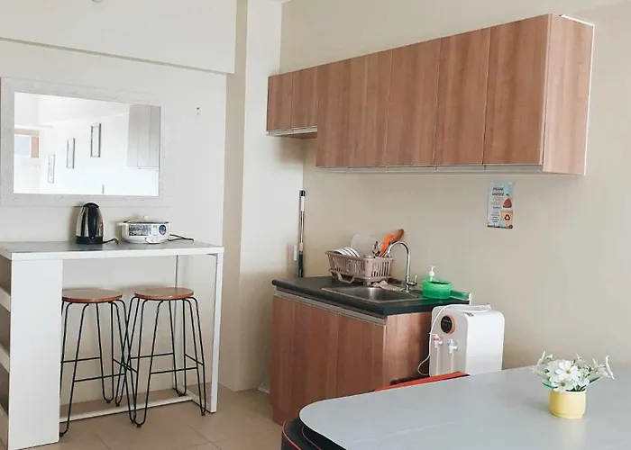 Apartment Avida Riala T1 306 *